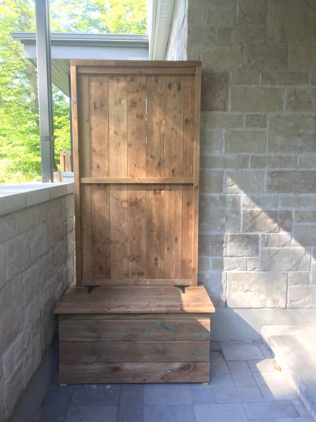 Gate